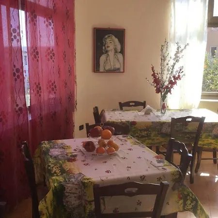 Kaos Frühstückspension Villaggio Pirandello